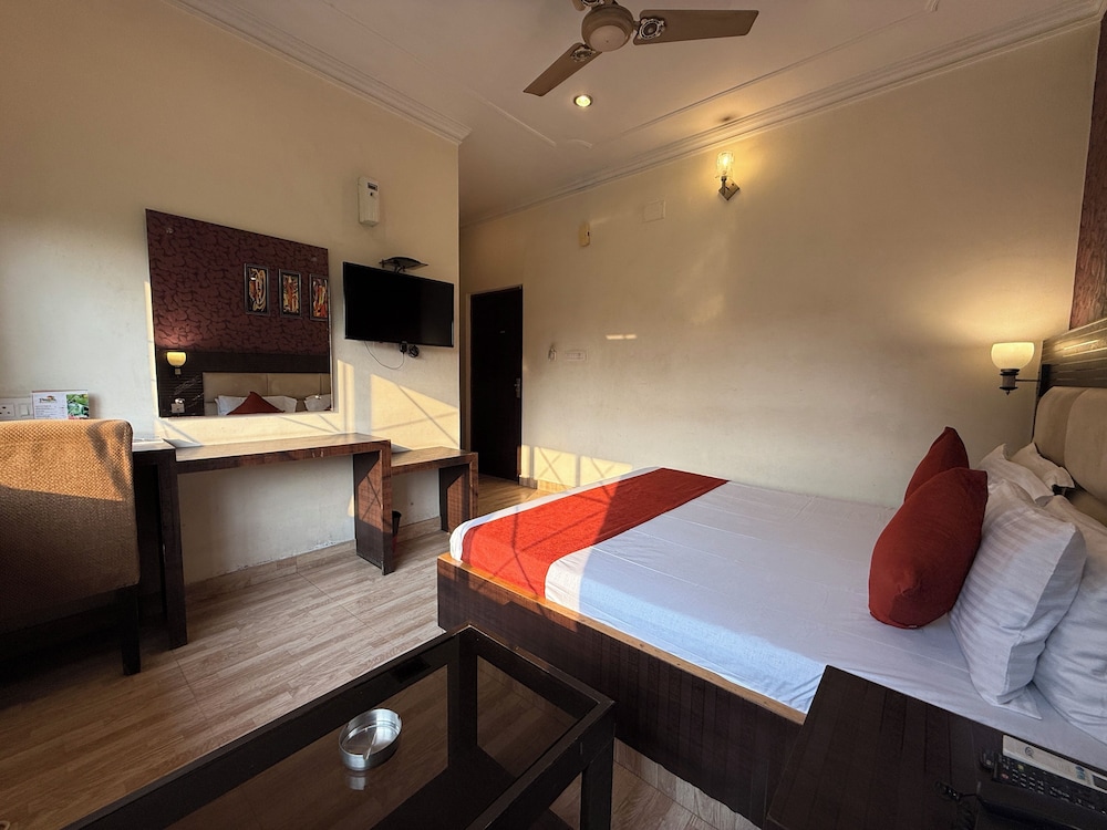 Deluxe Room- Non View photo 1