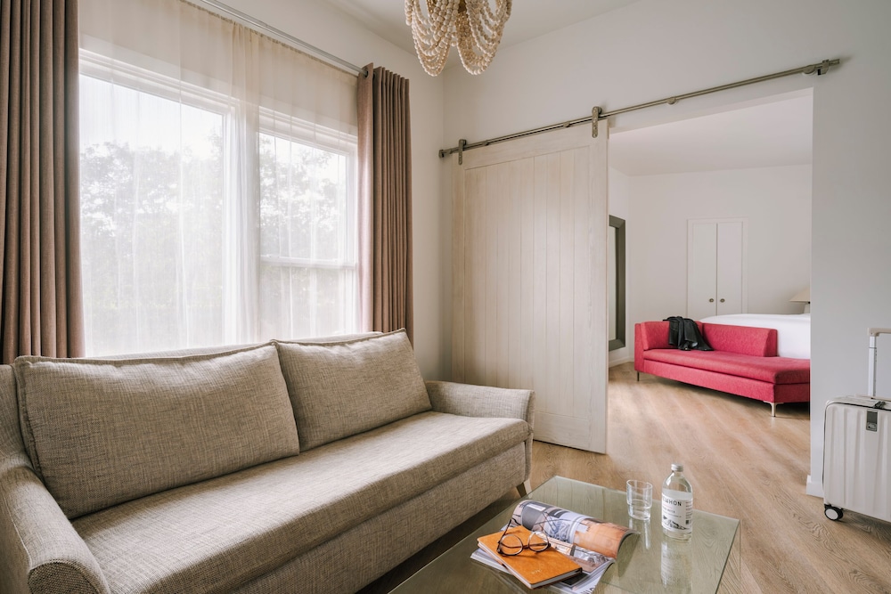 Available room