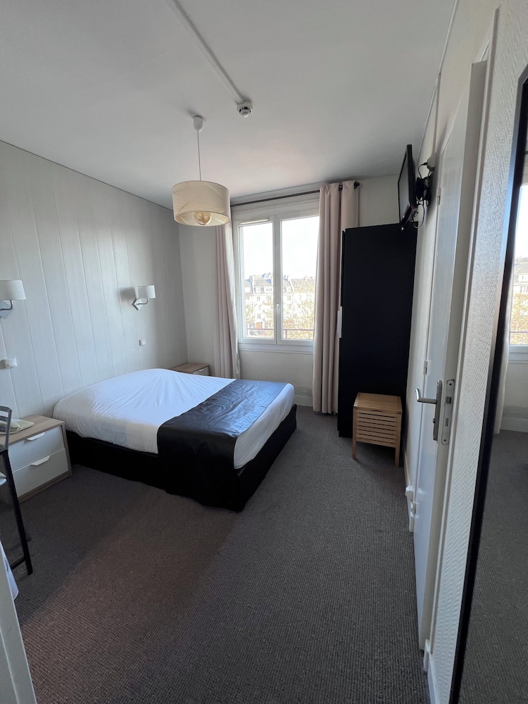 Double Room Single Use, 1 Double Bed, Harbor View photo 3