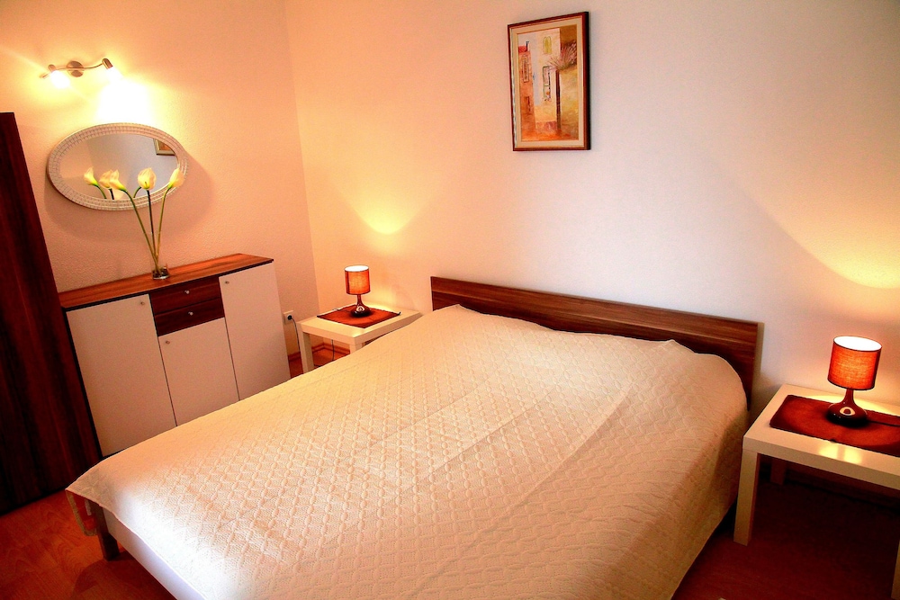 Comfort Apartment, 1 Bedroom, Terrace photo 2