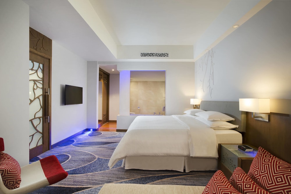 Grand Suite, 1 King Bed, Sea View