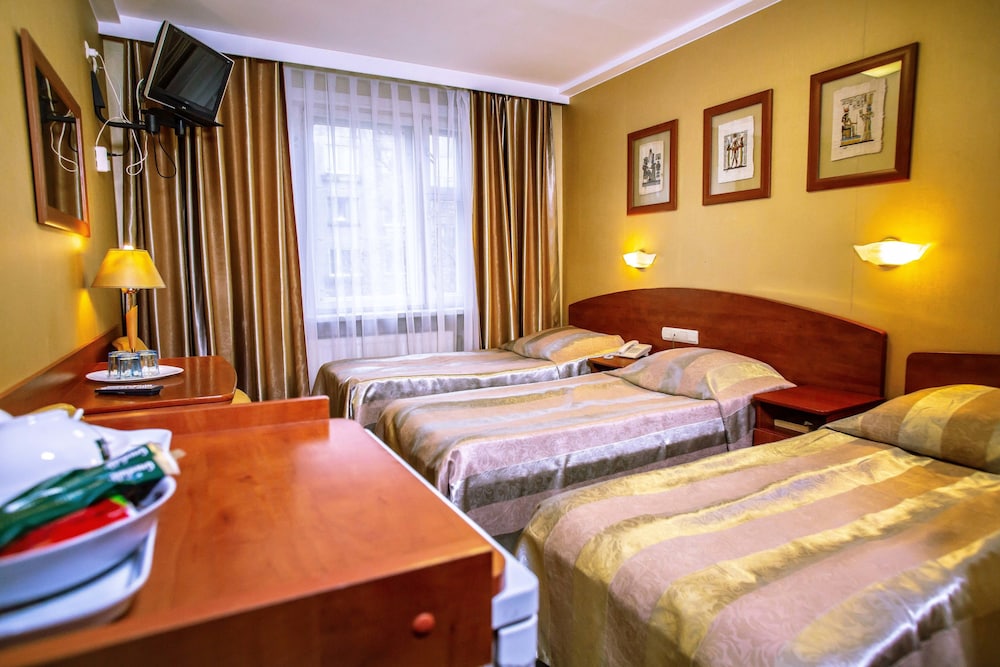 Standard Triple Room, 3 Twin Beds