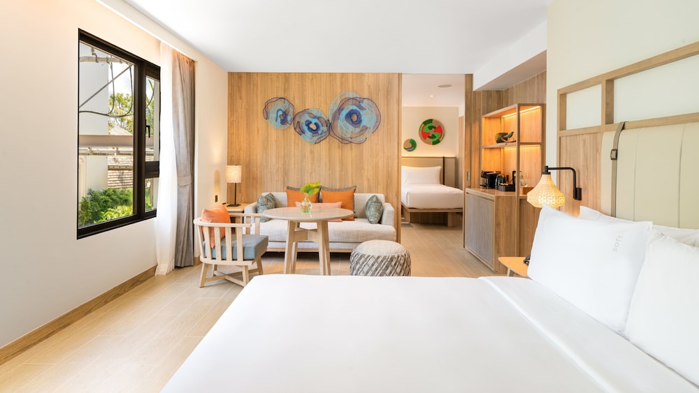Suite, 2 Bedrooms ( No Balcony )