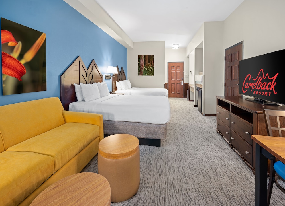 Suite, Multiple Beds (Double Queen Suite) - Photo 2