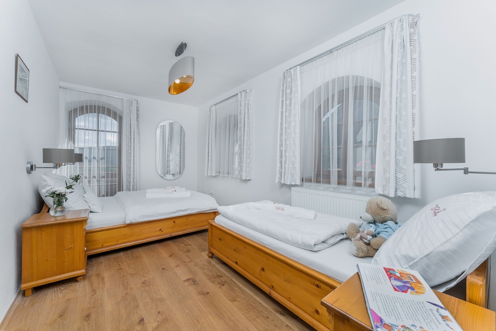 Superior Apartment, Balcony, Lake View photo 3
