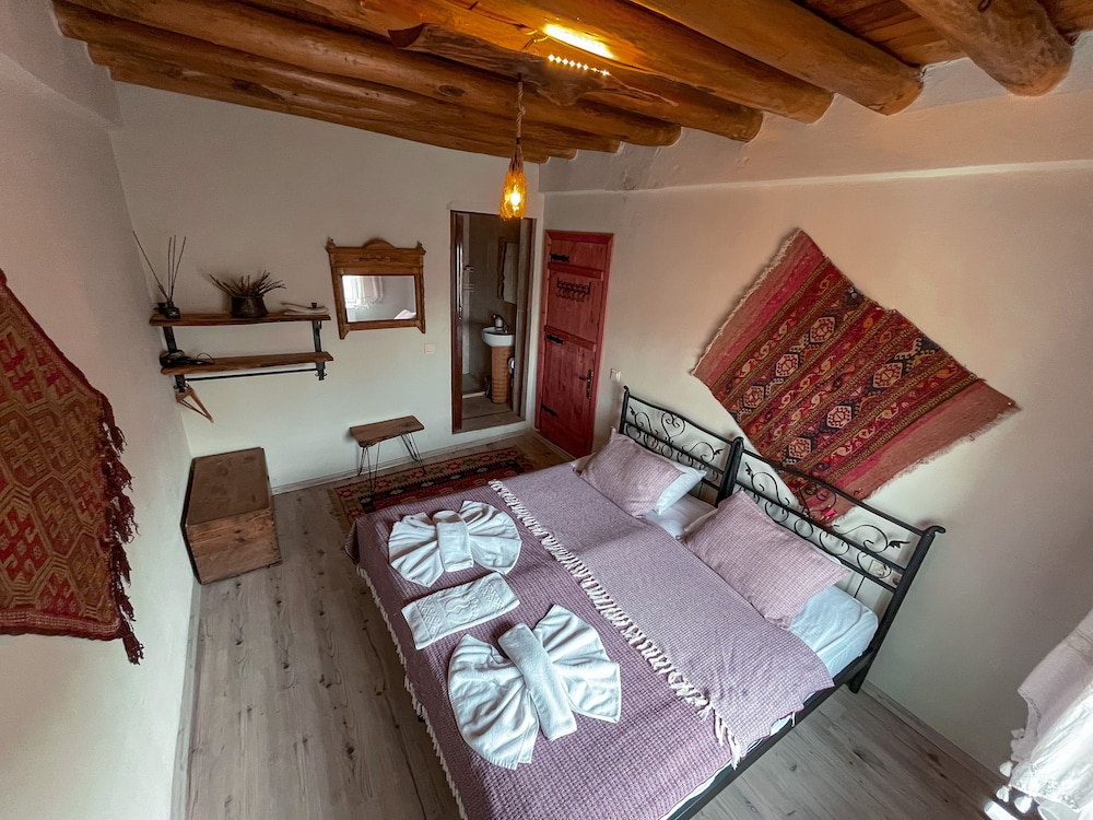 Comfort Room photo 1