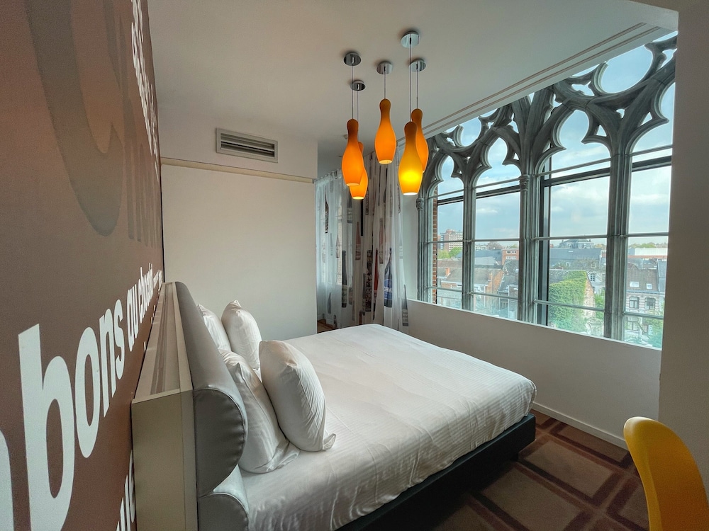 Comfort Room (Charming)