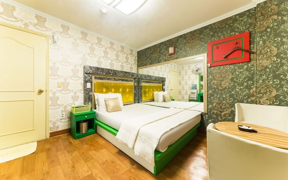 Premium Double Room photo 3