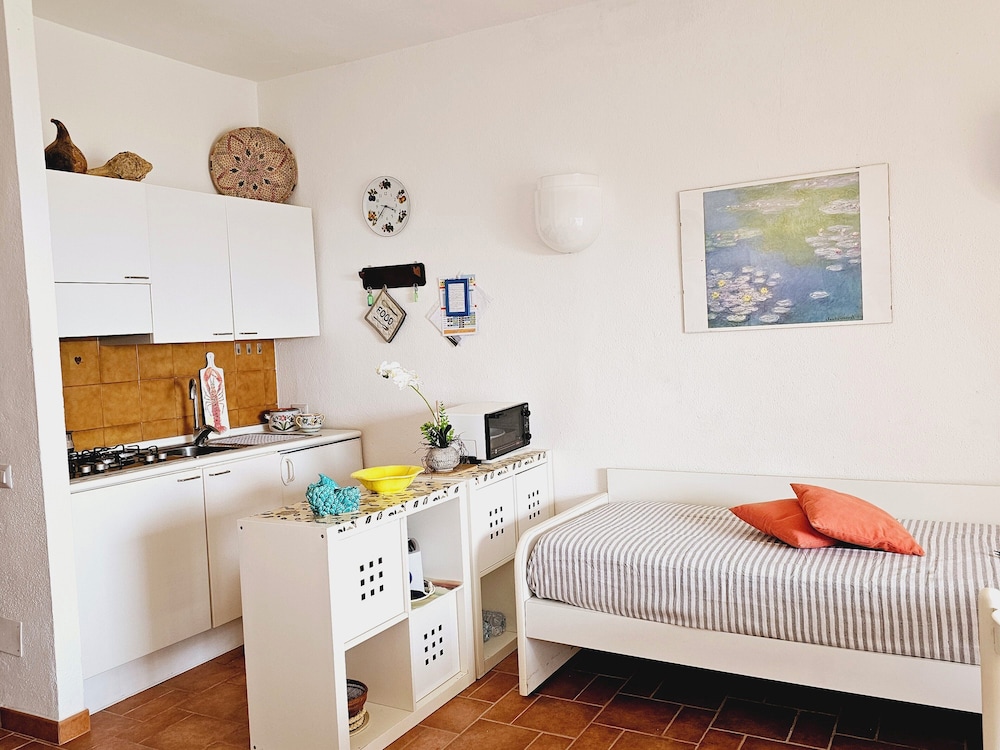 Panoramic Studio, Terrace, Sea View