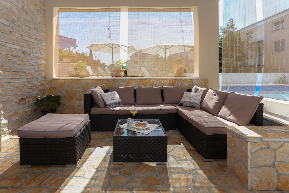 Family Apartment, Garden View (A5) photo 2