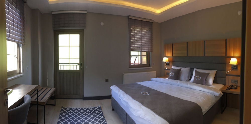 Comfort Suite, Balcony - Photo 8