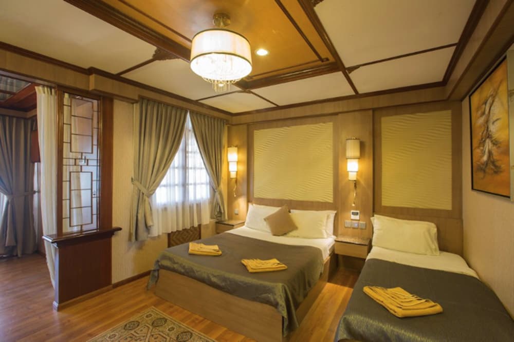 Family Suite photo 2