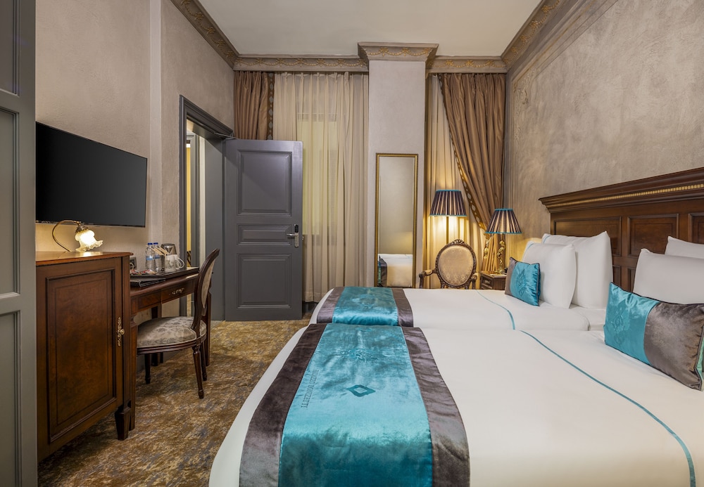 Deluxe Room With Additional Bed