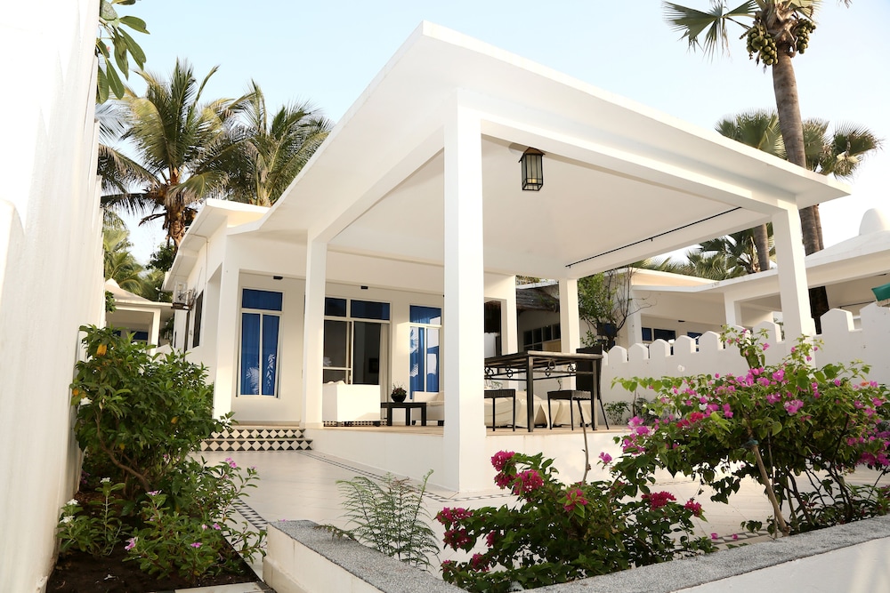 Club Villa photo 2