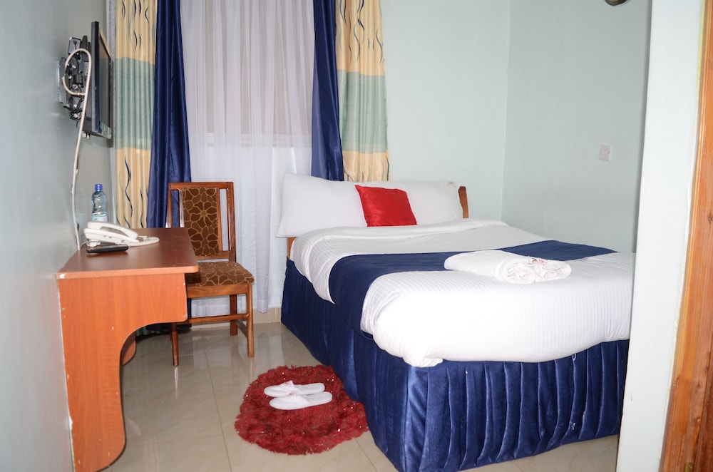 Standard Twin Room photo 2