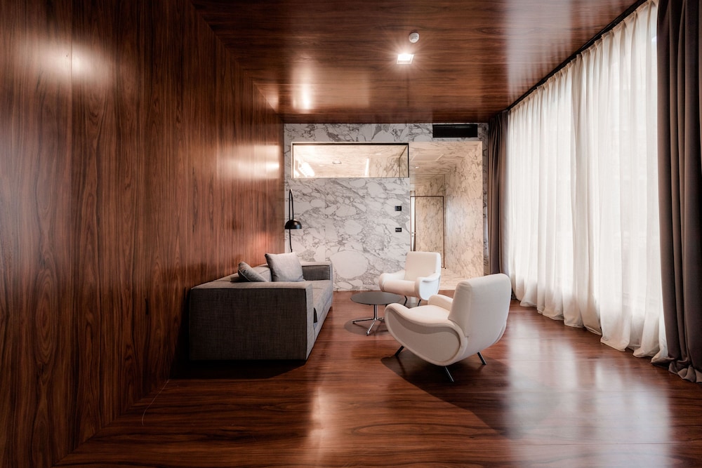 ROX SUITE - Photo 5