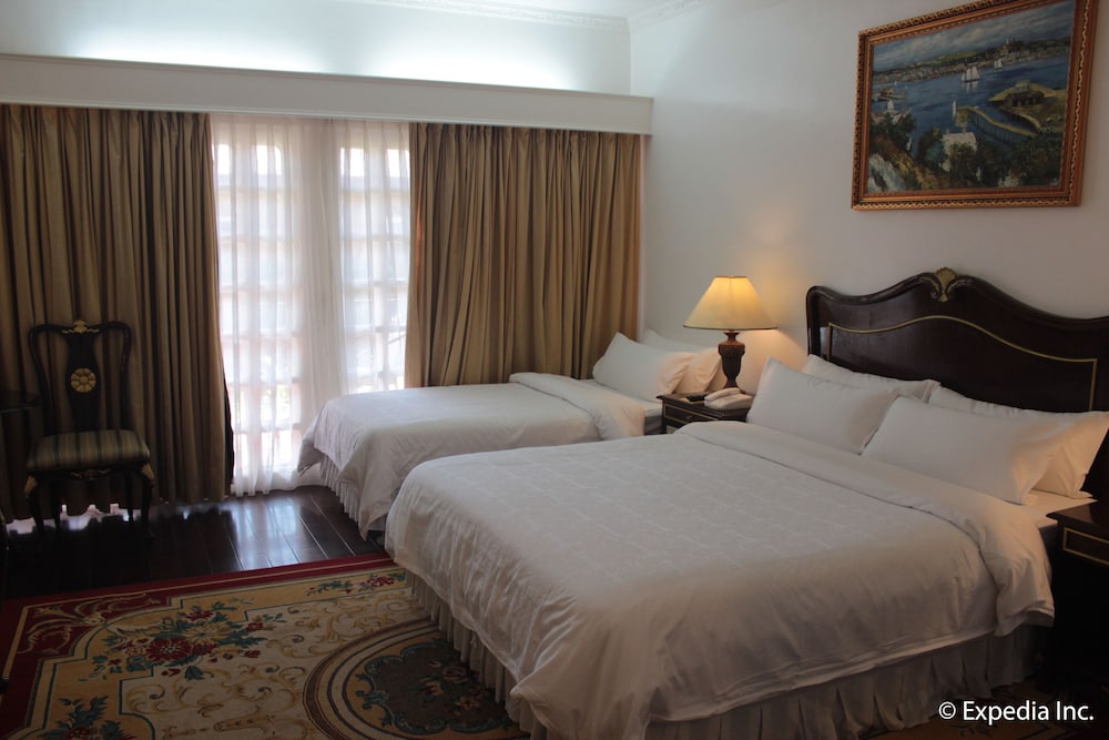 Deluxe Room - Photo 8