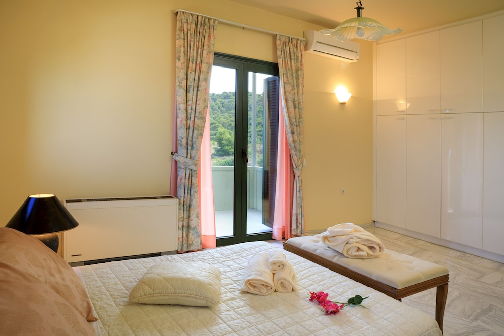 Villa, 3 Bedrooms, Accessible, City View