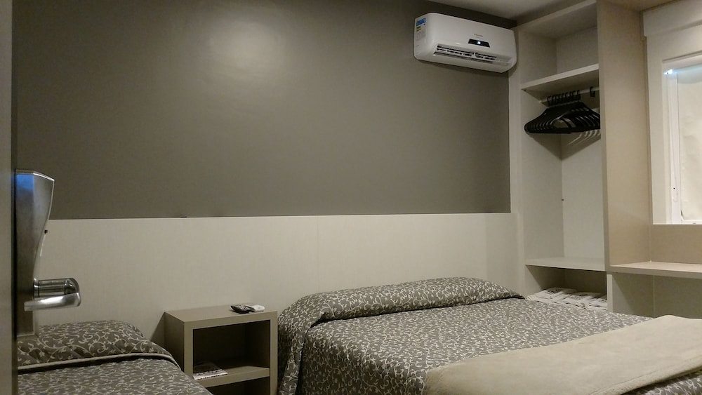 Superior Quintuple Room 2 c 1 s