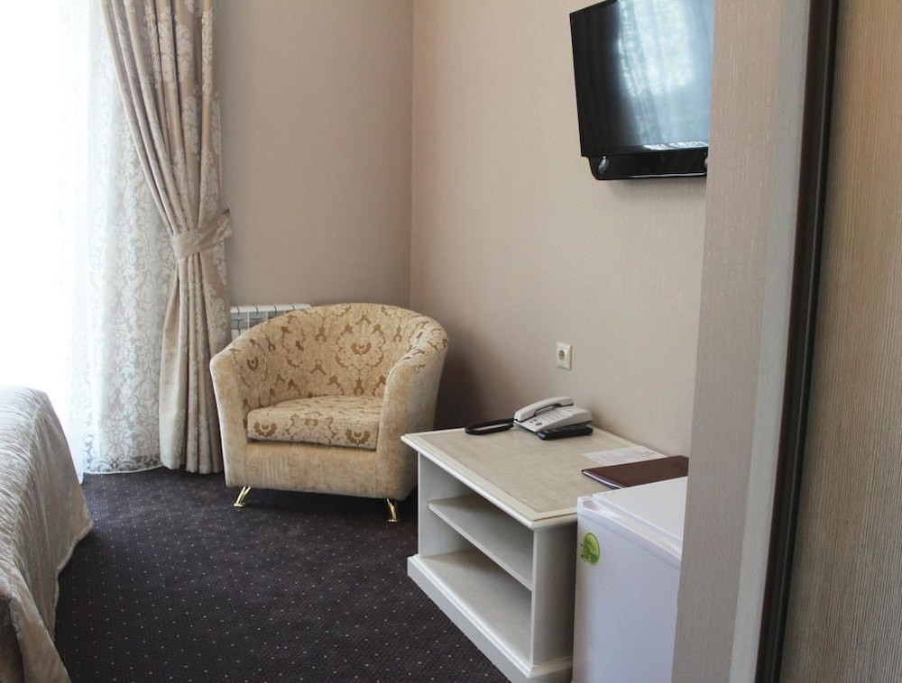 Standard Double or Twin Room photo 2