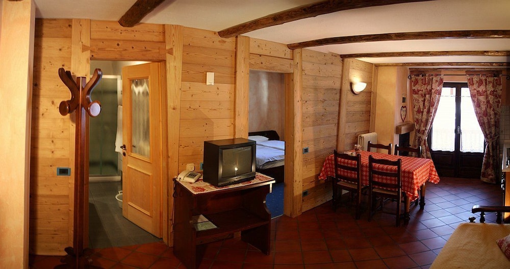 Apartment, 1 Bedroom, Kitchenette, Mountain View photo 1