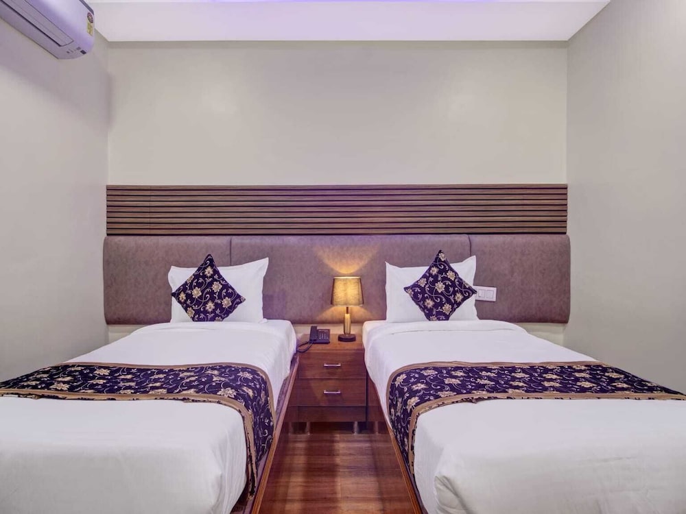 Deluxe Room - Photo 2