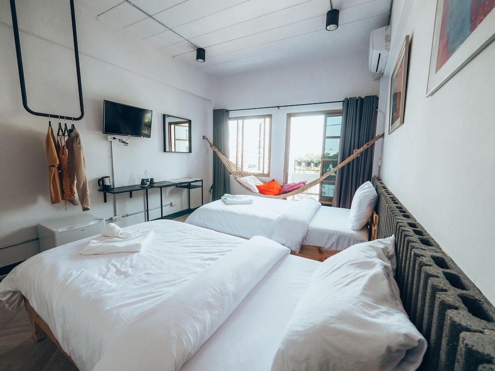 Deluxe Twin Room photo 1