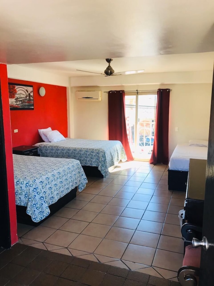 Quintuple Room, Ocean View photo 1