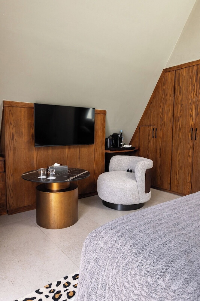 Lodge Safari with Mezzanine photo 3