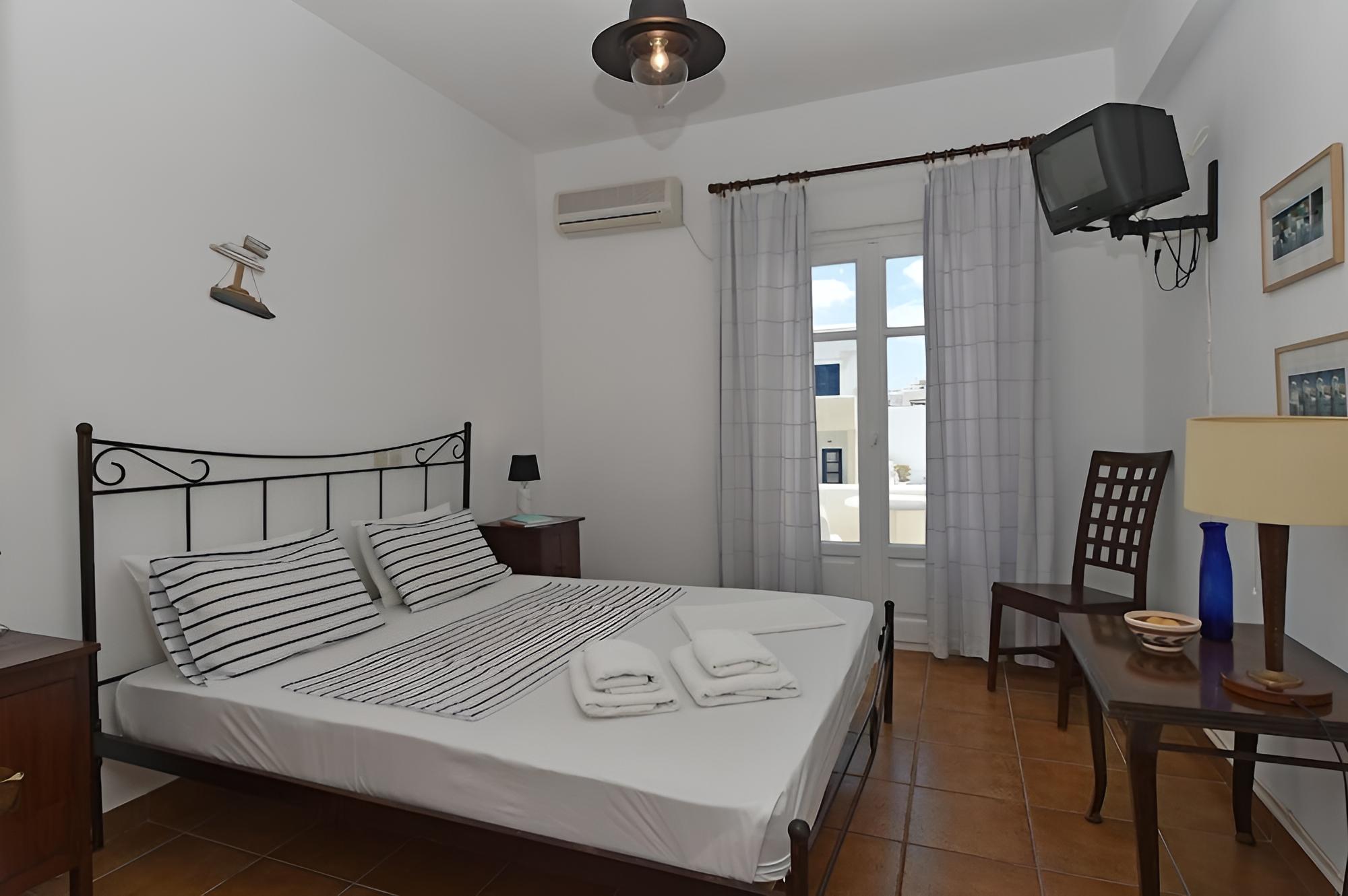Double or Twin Room photo 1