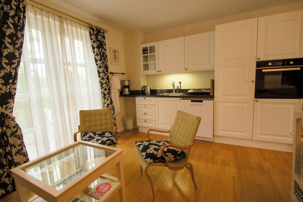 Family Apartment photo 3