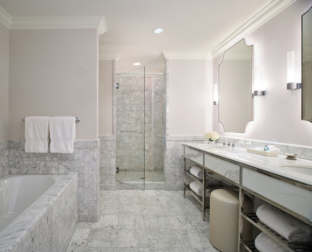 Premier Water View 2-Bedroom Suite