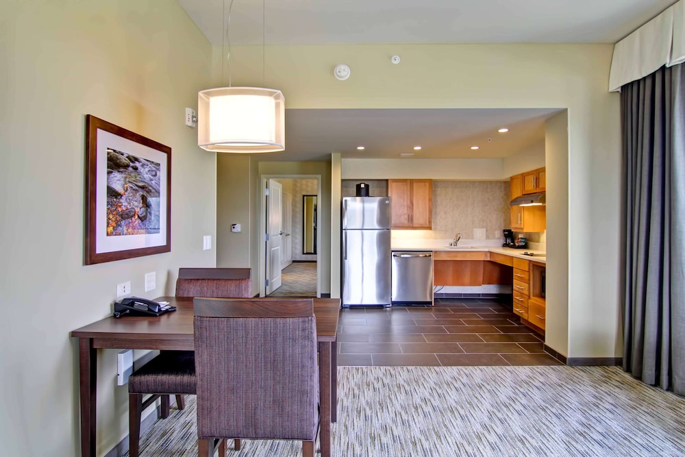 Suite, 2 Bedrooms photo 1