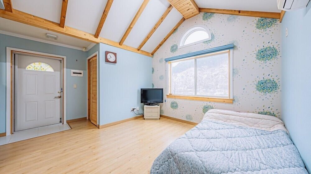 Room (Min Deul Le) - Photo 8