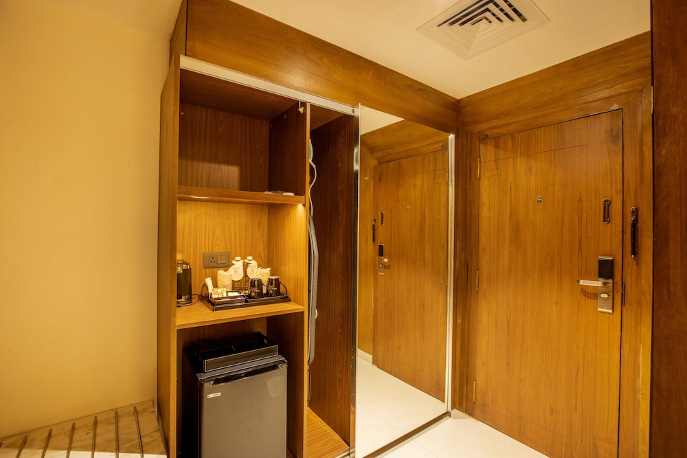 Junior Studio Suite - Photo 5