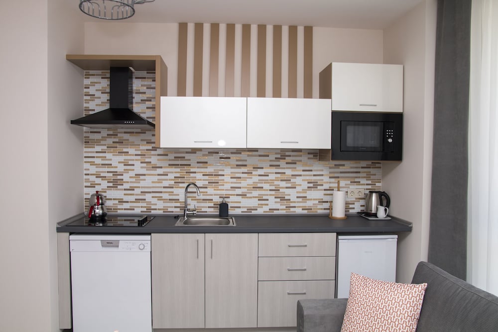 Apartment photo 2