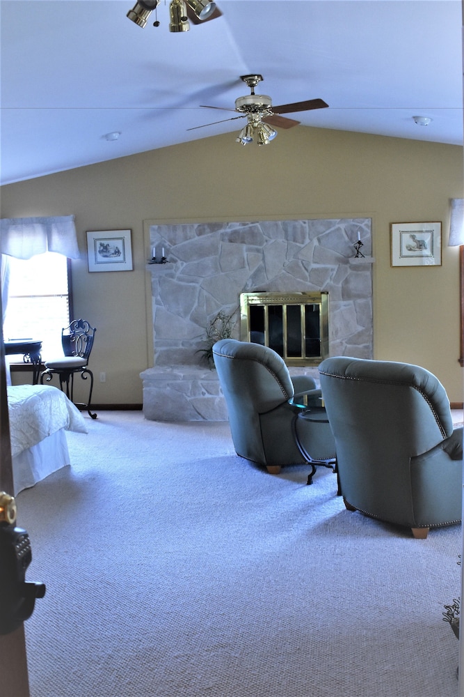 Luxury Suite, 1 Bedroom, Jetted Tub photo 1