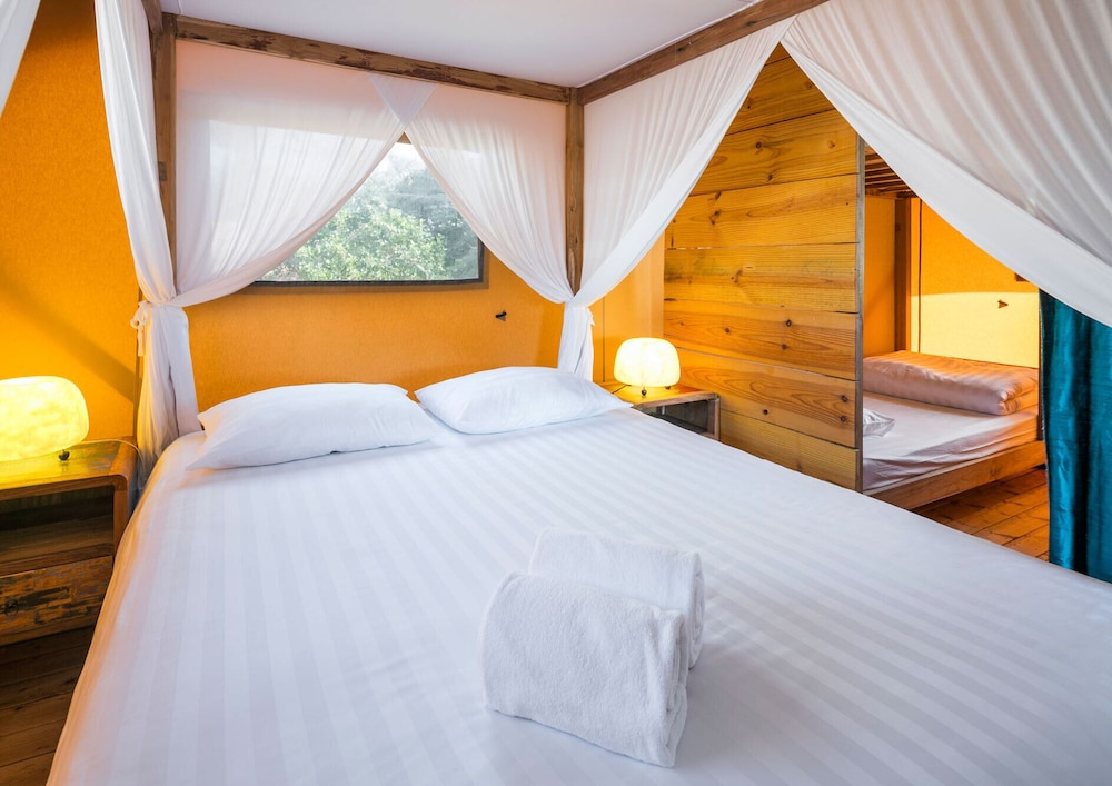 Comfort Tent (1)