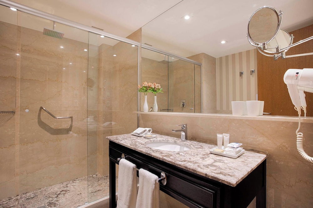 Luxury Twin Room - Photo 2