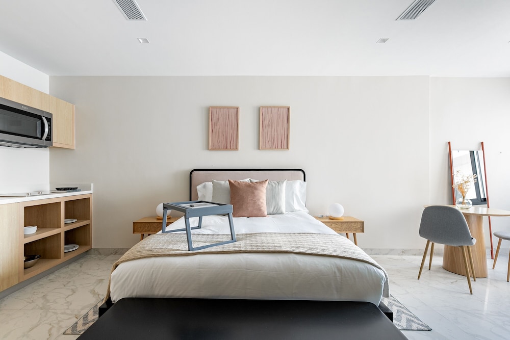 Grand Loft
