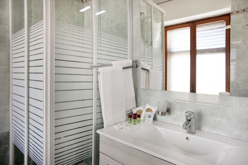 Deluxe Double Room, Sea View photo 3