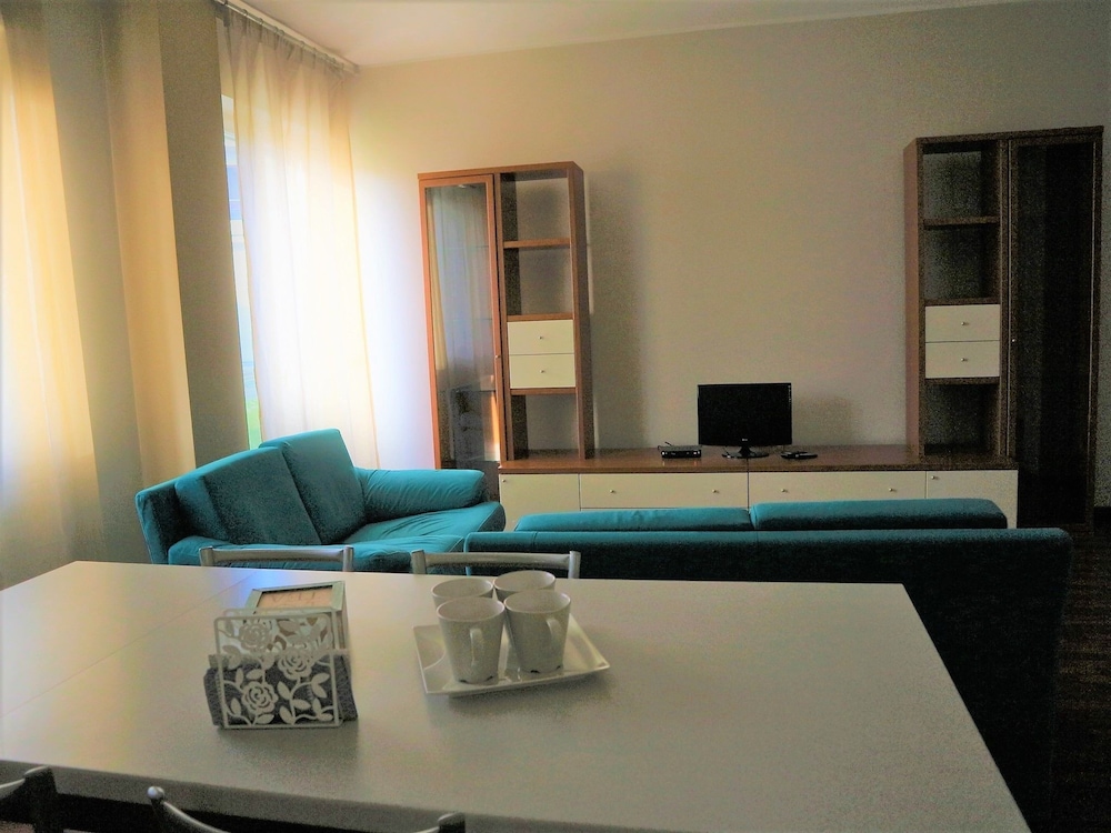 Apartment, 1 Bedroom, Garden Area photo 2