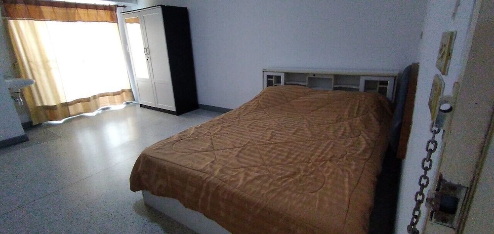 Basic Apartment, 1 Bedroom, Non Smoking, Patio photo 1