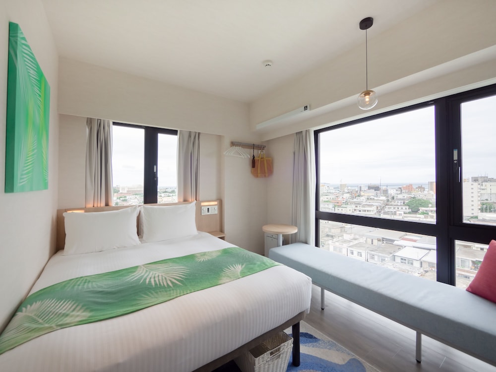 Deluxe Double Room, Non Smoking (with Washing Machine) - Photo 1
