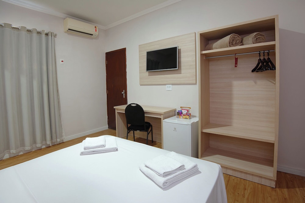 Economy Double Room photo 2