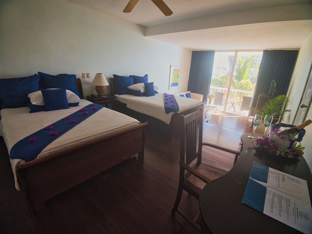 Junior Suite, 1 Bedroom, Balcony, Ocean View photo 1