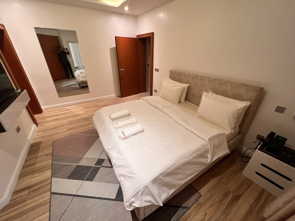 Executive Apartment photo 1