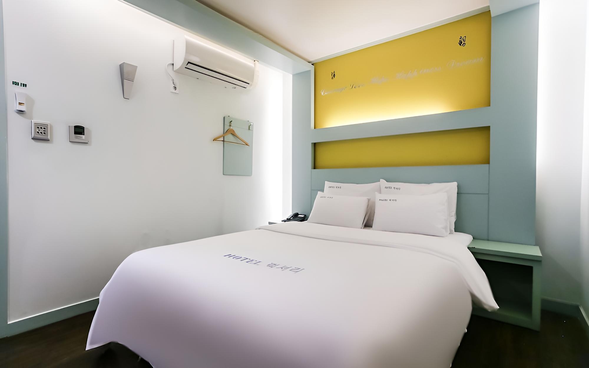Room (Standard A) photo 2