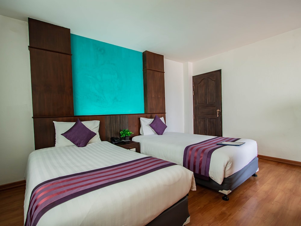 Deluxe Twin Room - Photo 6