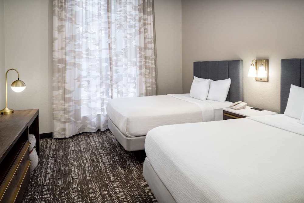 2 Double Bed Custom Suite